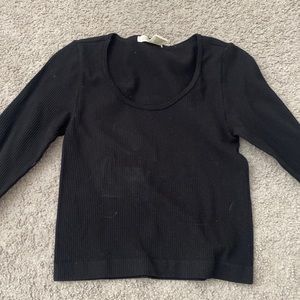 Tight ribbed black shirt